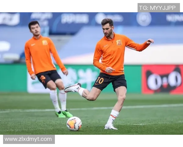 恒大与武汉卓尔激战正酣谁能在中超赛场上笑到最后